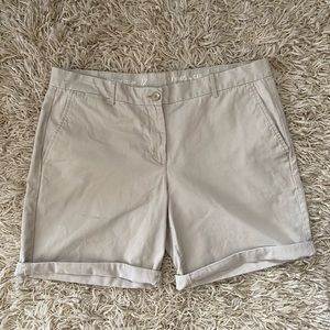 Gap Boyfriend Roll-Up Ivory Shorts, 12